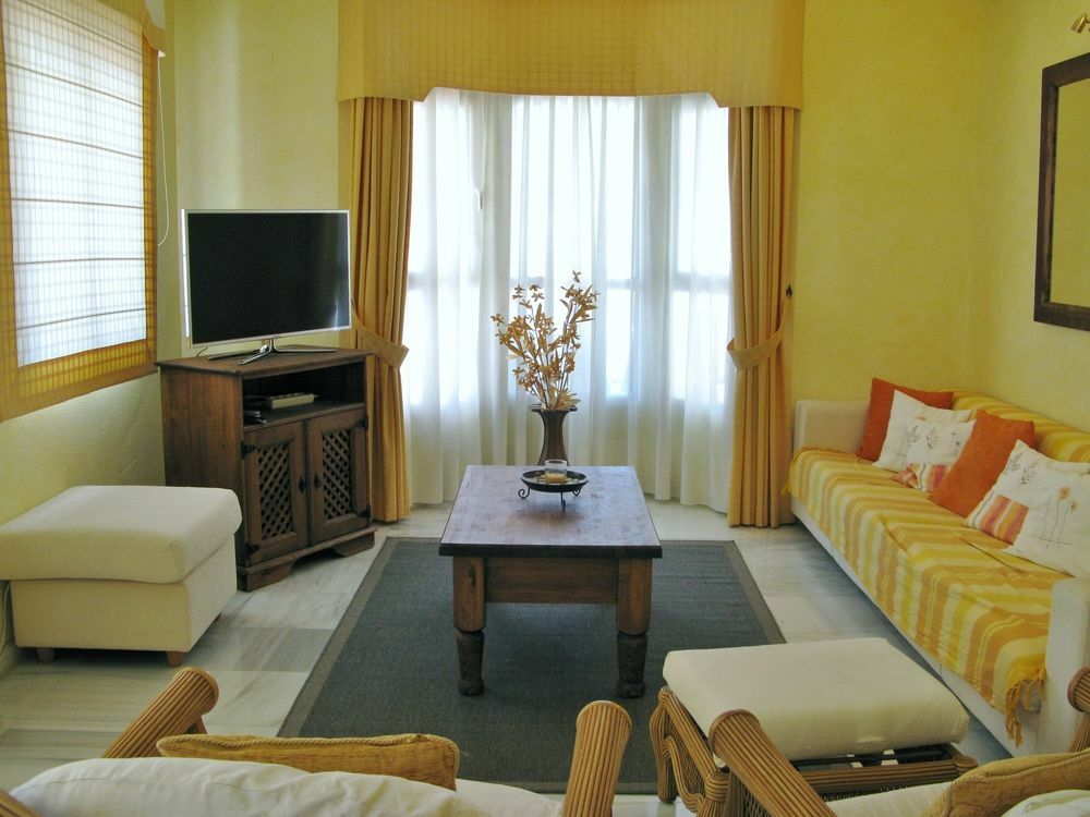 Apartamentos Y Casas Serinamar Marbella El Ángel المظهر الخارجي الصورة