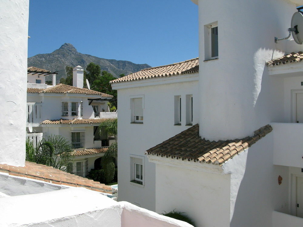 Apartamentos Y Casas Serinamar Marbella El Ángel المظهر الخارجي الصورة