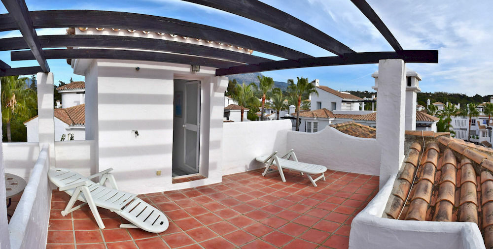 Apartamentos Y Casas Serinamar Marbella El Ángel المظهر الخارجي الصورة