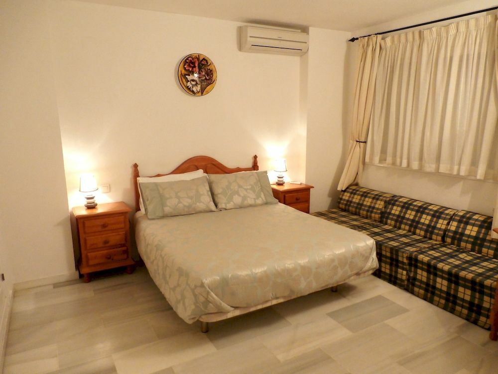 Apartamentos Y Casas Serinamar Marbella El Ángel المظهر الخارجي الصورة