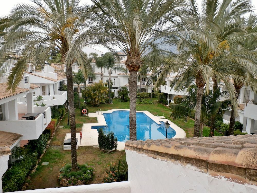 Apartamentos Y Casas Serinamar Marbella El Ángel المظهر الخارجي الصورة