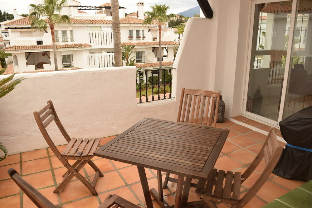 Apartamentos Y Casas Serinamar Marbella El Ángel المظهر الخارجي الصورة