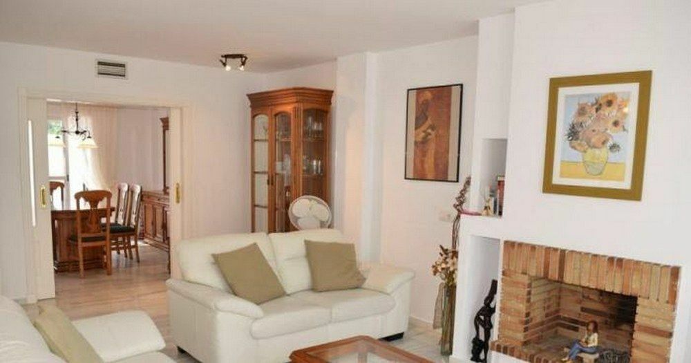 Apartamentos Y Casas Serinamar Marbella El Ángel المظهر الخارجي الصورة
