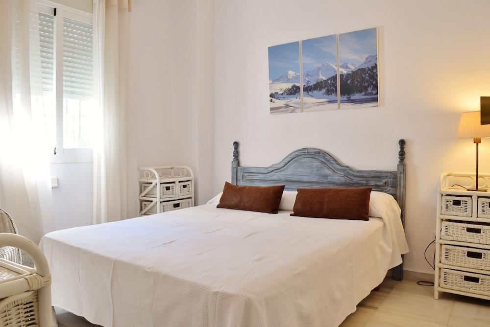 Apartamentos Y Casas Serinamar Marbella El Ángel المظهر الخارجي الصورة